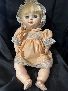 Vtg 1979 16” Lesney Precious Vogue Darling Dimples Baby Doll Drink/Wet Vinyl